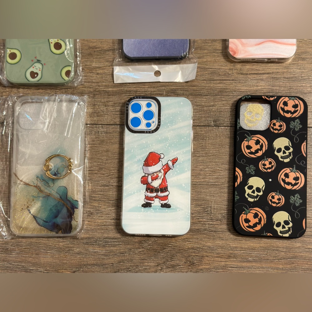 Iphone 12 Pro case - Picture 2 of 3